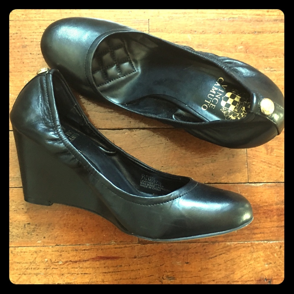 Vincent Camuto wedges